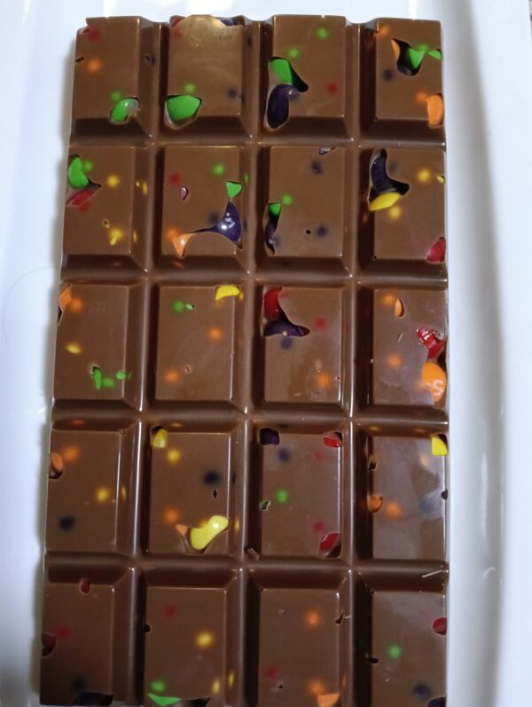 Chocolade reep met Skittles