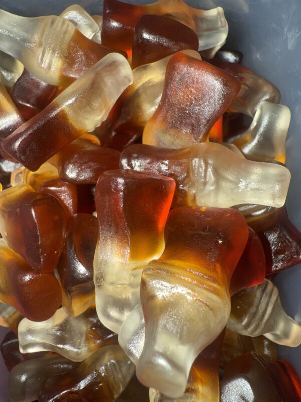 (121) cola flesjes